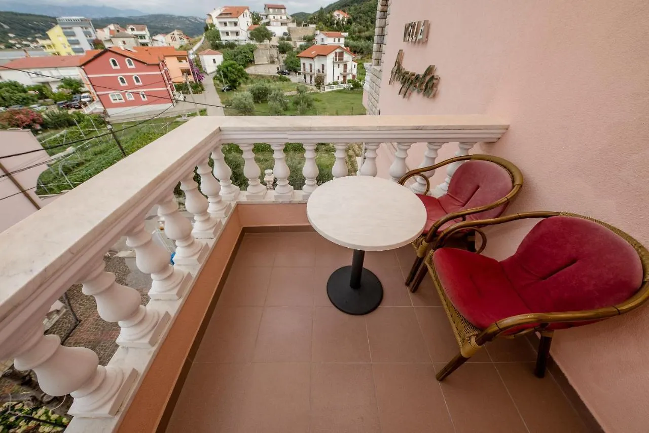 Villa Anggela Supetarska Draga 4*,  Croatia