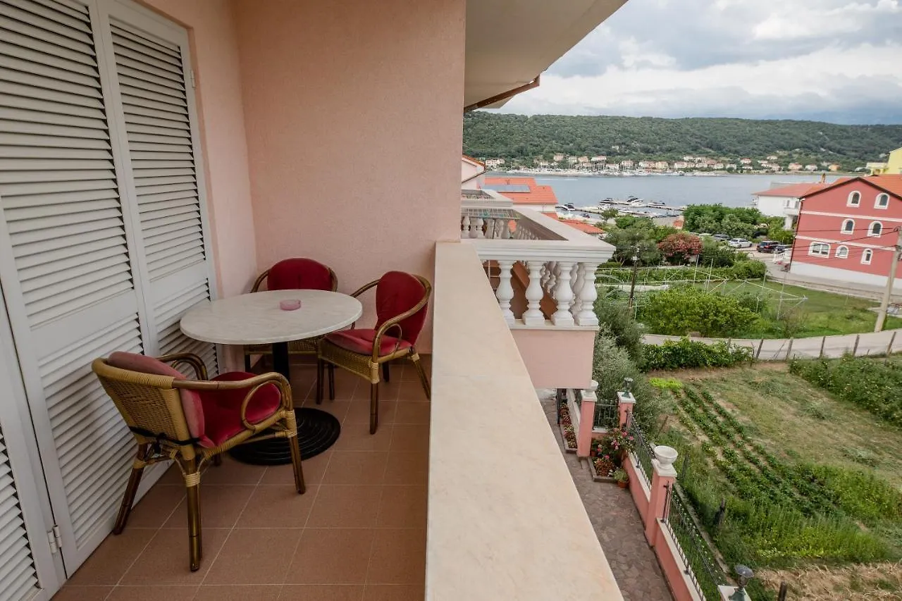 Villa Anggela Supetarska Draga Guest house