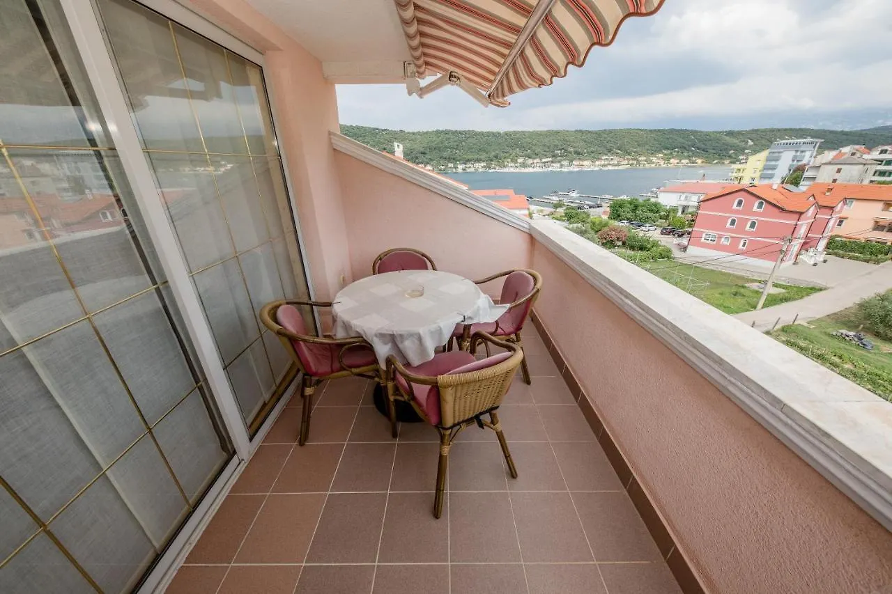 Villa Anggela Supetarska Draga Guest house