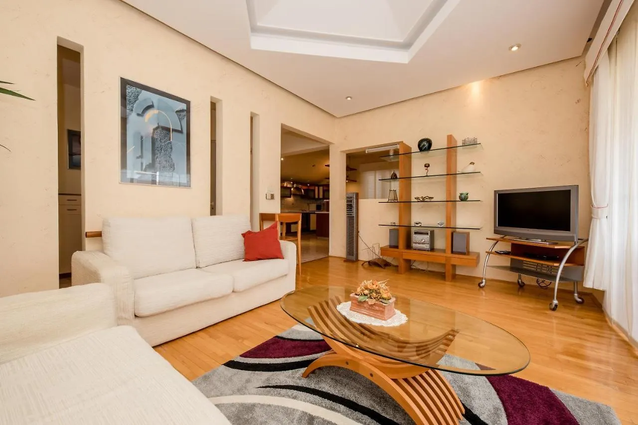 Villa Anggela Supetarska Draga Guest house