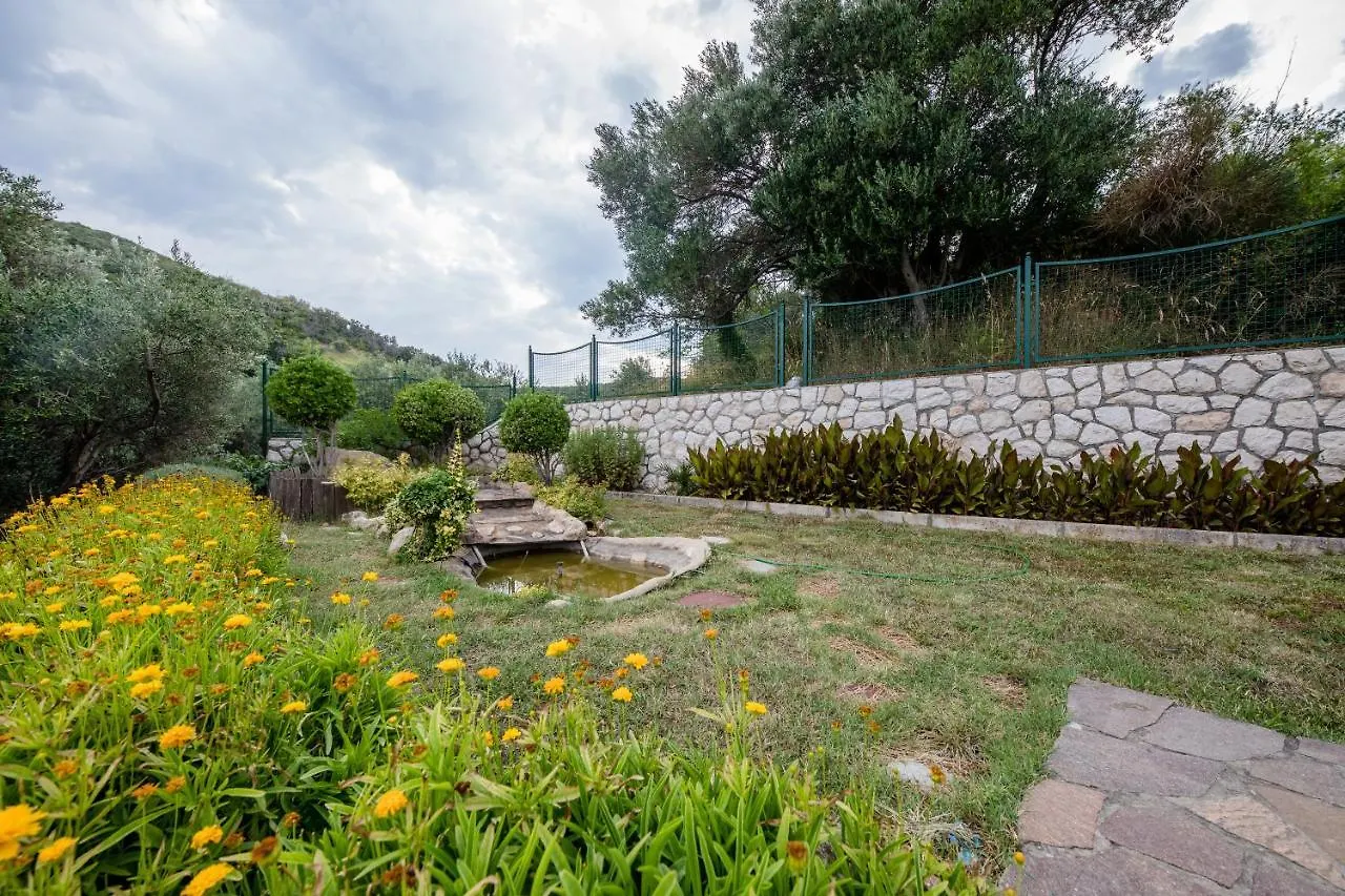 Guest house Villa Anggela Supetarska Draga