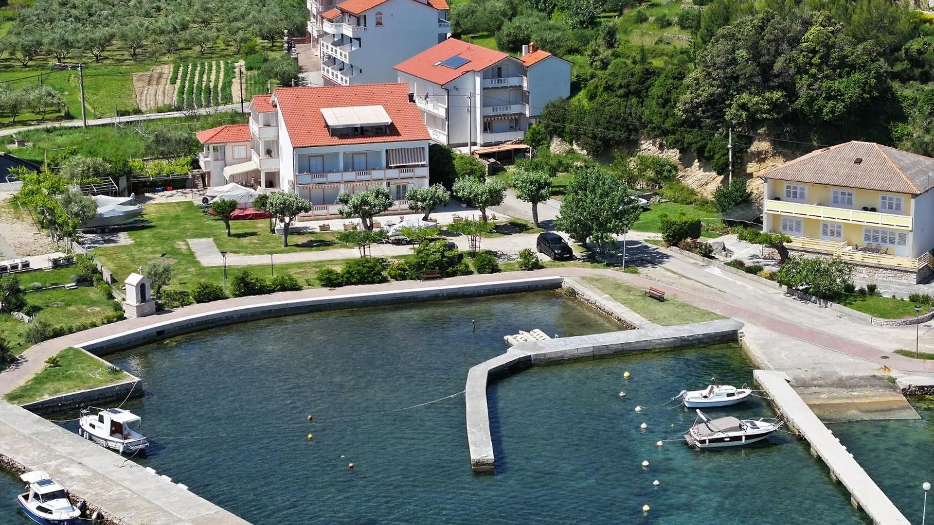 Guest house Villa Anggela Supetarska Draga